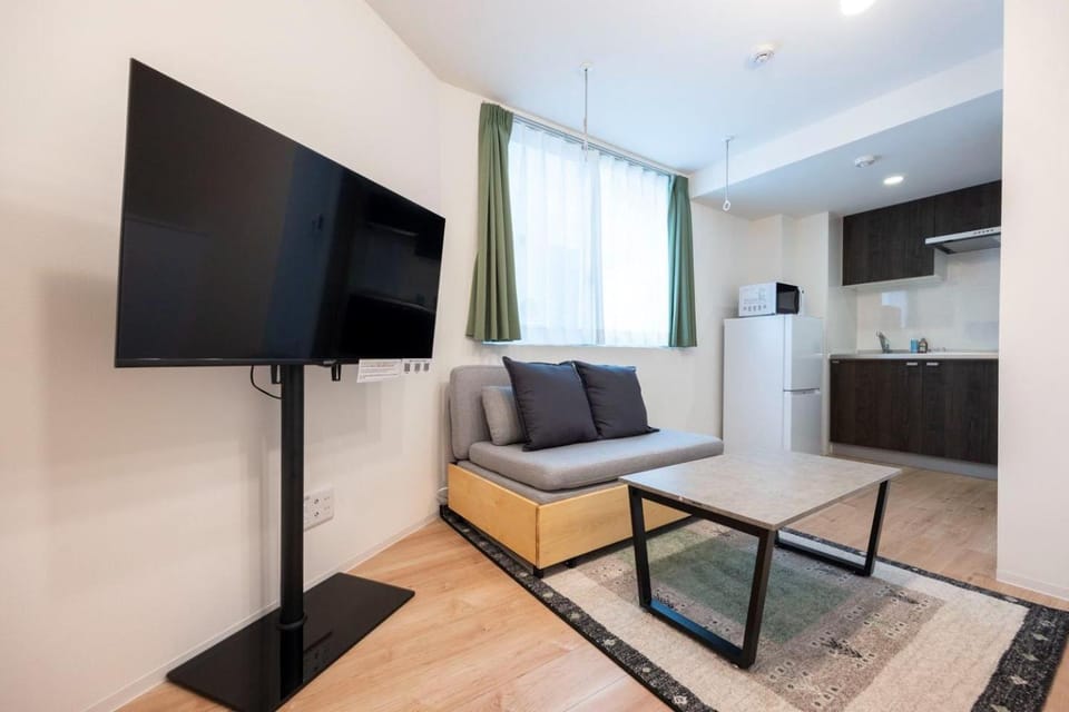 TV and multimedia, Kitchen or kitchenette, Living room, Seating area