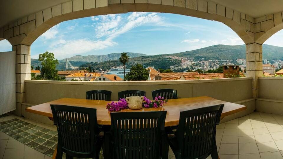 Day, Natural landscape, View (from property/room), Balcony/Terrace, Balcony/Terrace, Mountain view