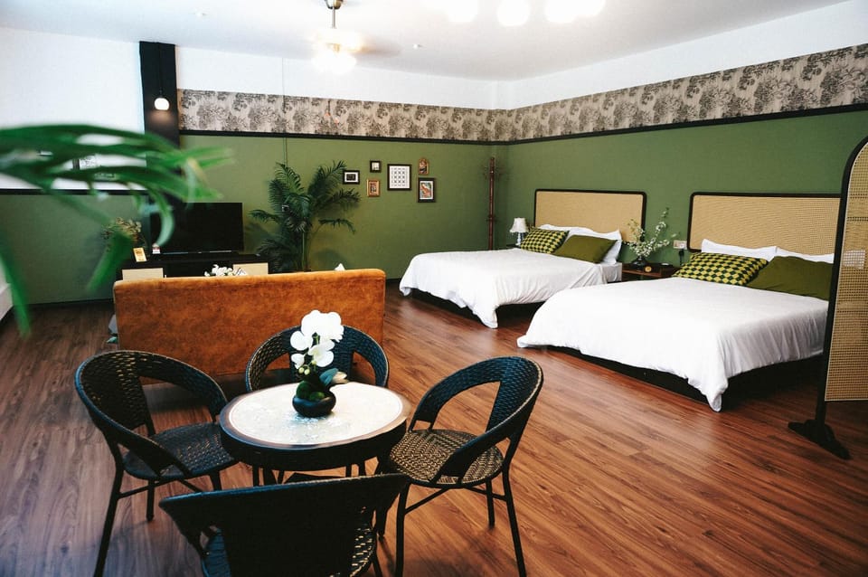 Bed, Photo of the whole room