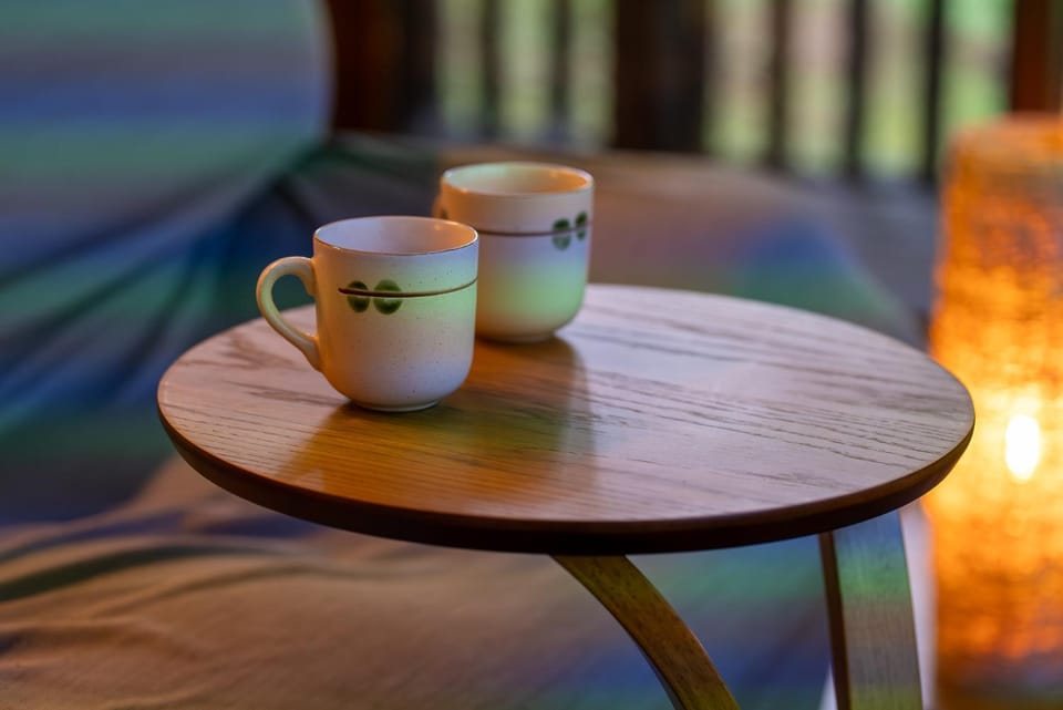 Coffee/tea facilities, Living room, Seating area
