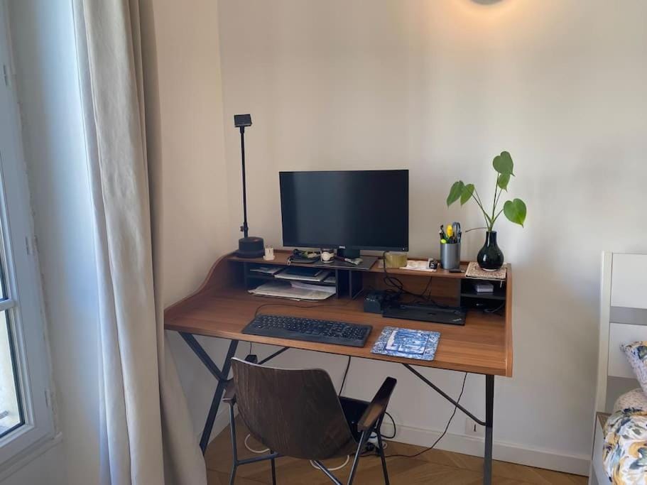 Paris West LivingTrendy area spacious apt 2BR Opéra Montmartre Apartment in Paris