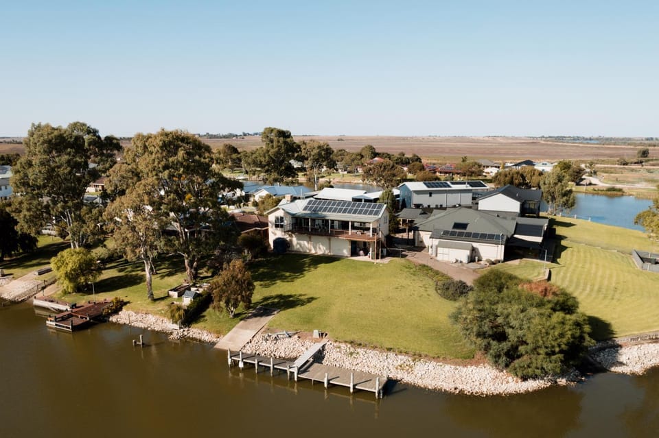 27 Rebecca Street, Wellington Marina House in South Australia