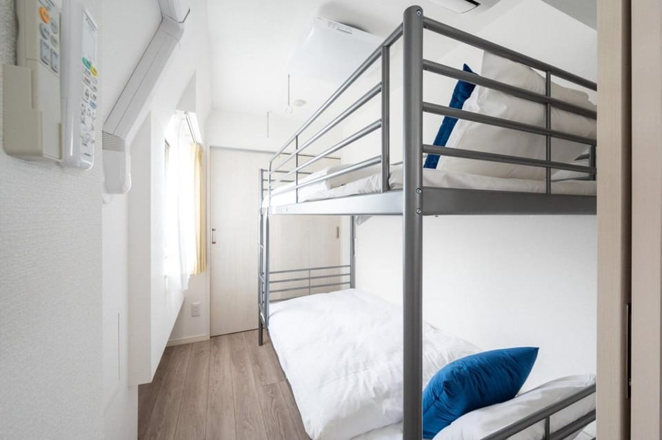 bunk bed