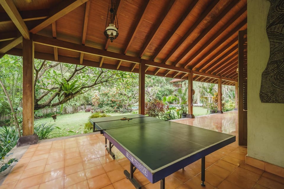Table tennis