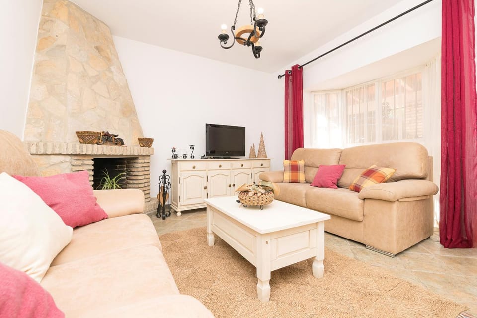 TV and multimedia, Living room, Seating area