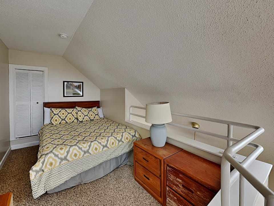 Bed, Bedroom, furniture, wardrobe