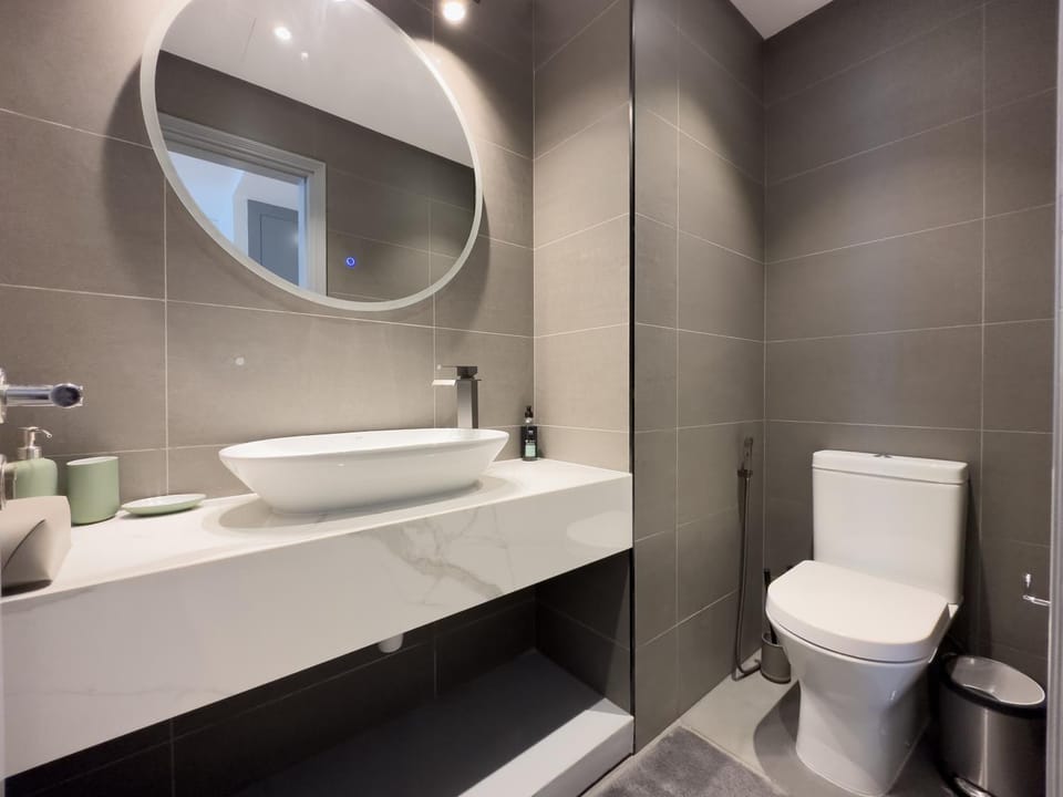Elite Residence - Modern 1BR Apartment with Full Sea View Apartment in Dubai