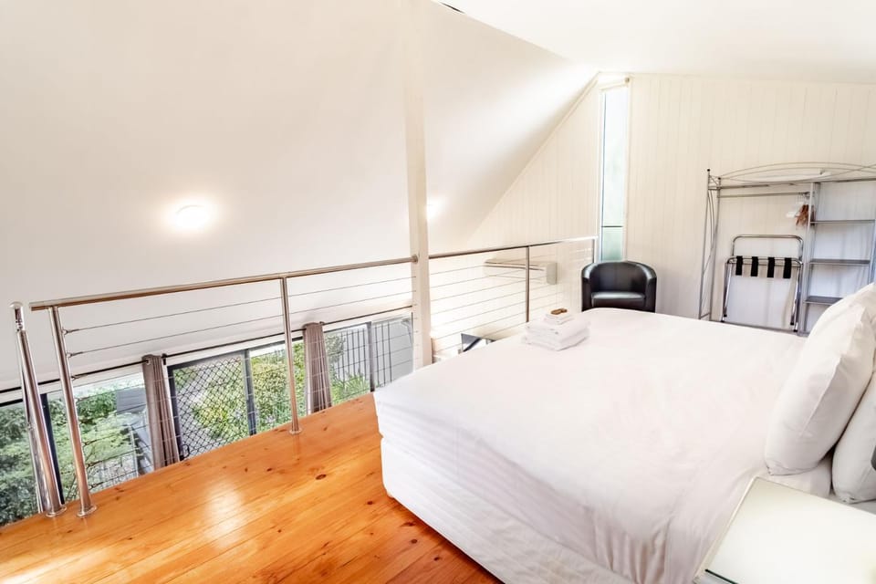 Bed, View (from property/room), Bedroom, pet friendly, towels