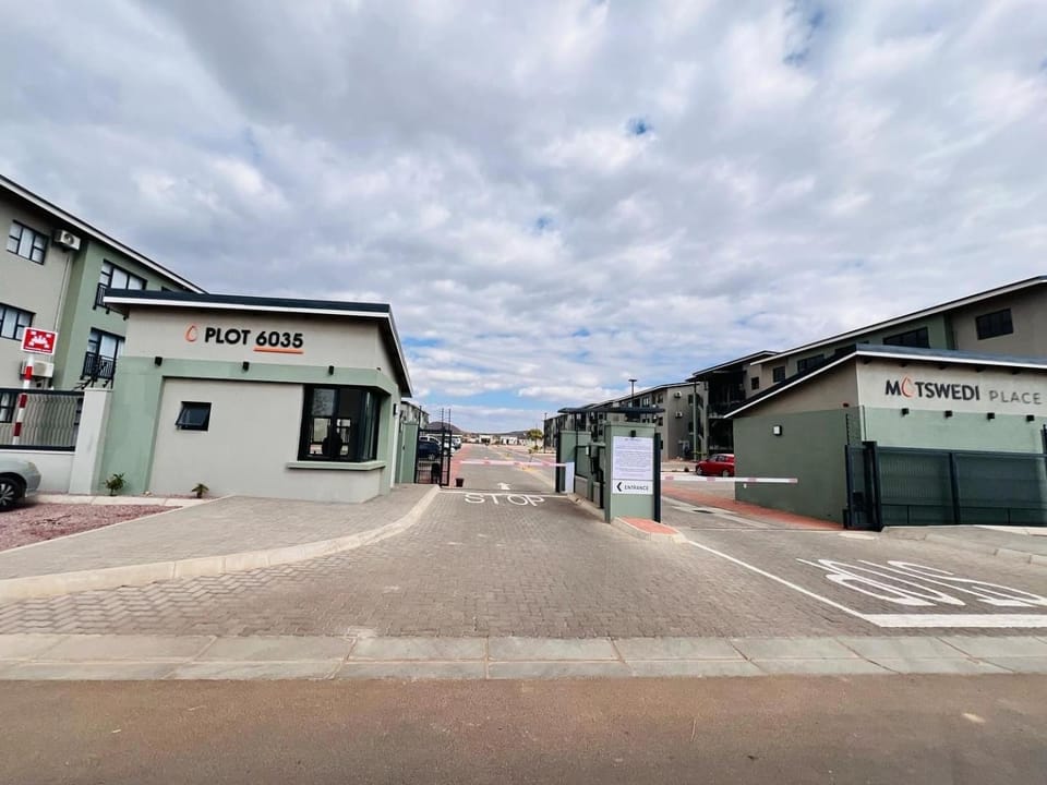 Motswedi Place Apartments B2- Managed by Pulafela Prop Pty Ltd Apartment in North West, South Africa