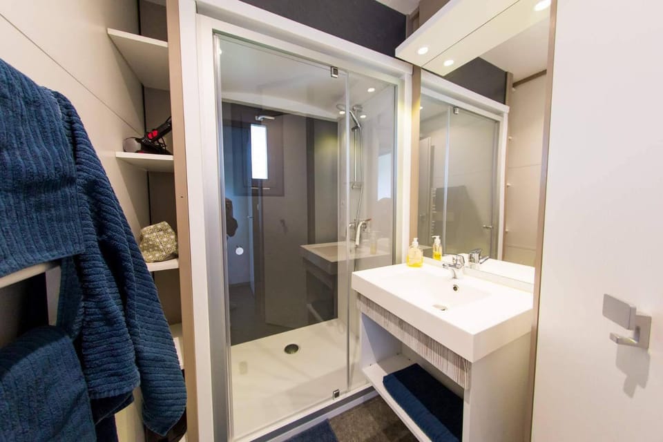 Camping La Chapoulière Campground/ 
RV Resort in Provence-Alpes-Côte d'Azur