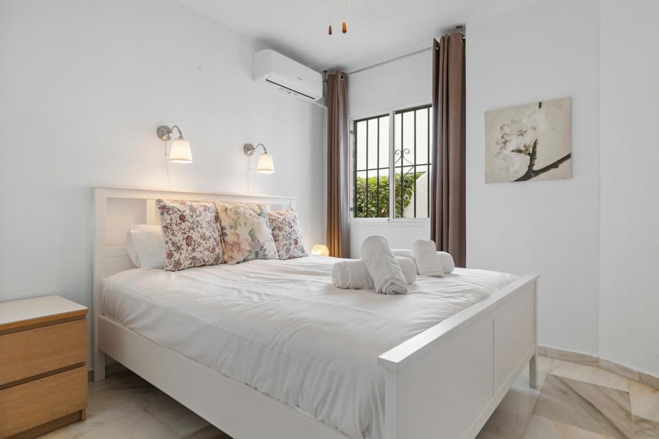 Super cozy apartment in Calahonda by Costarentals - Ref 124 Apartment in Sitio de Calahonda