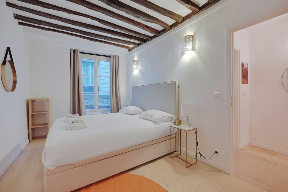 Chic apartment - 2BR-6P - Center of Paris Apartment in Paris