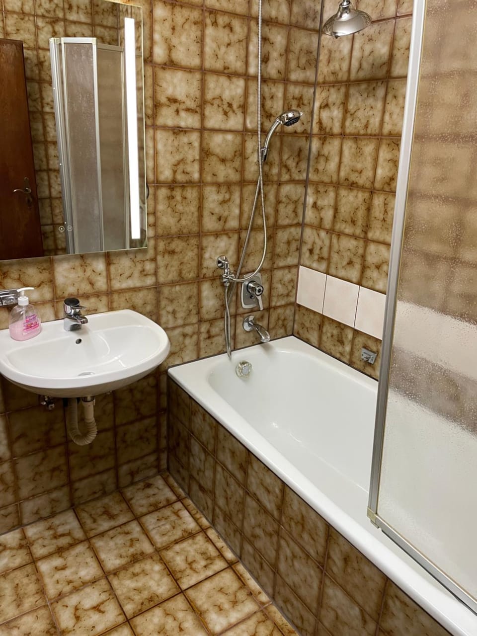 Bathroom, Bath