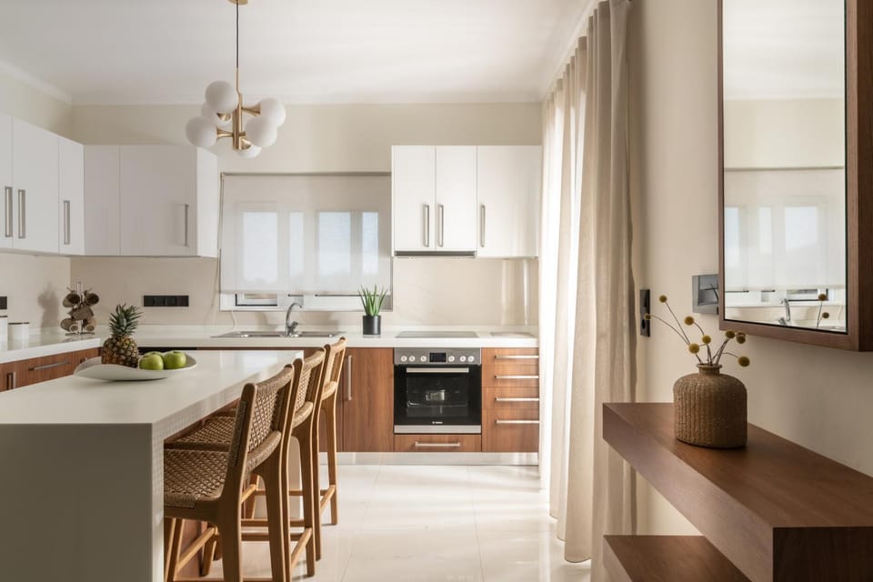 Kitchen or kitchenette, Dining area, dishwasher, oven, stove, toaster