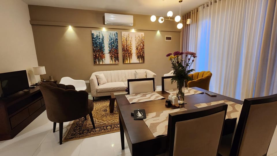 TV and multimedia, Balcony/Terrace, Living room, Dining area, air conditioner