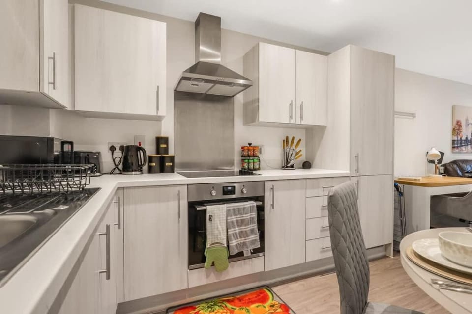 Beaver Stays- Coventry Serviced Apartment Apartment in Coventry