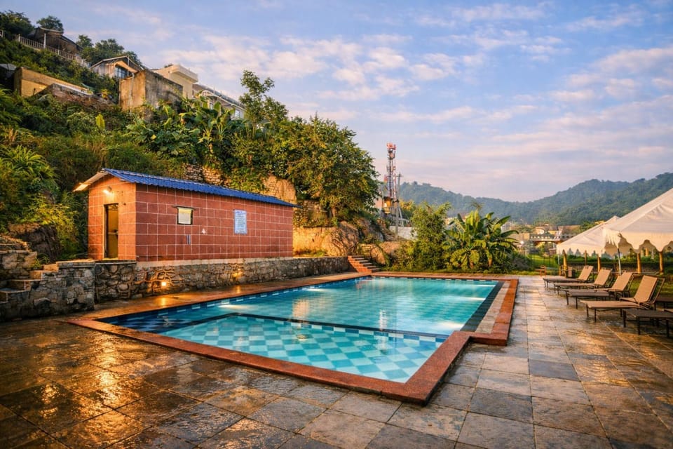 Swimming pool