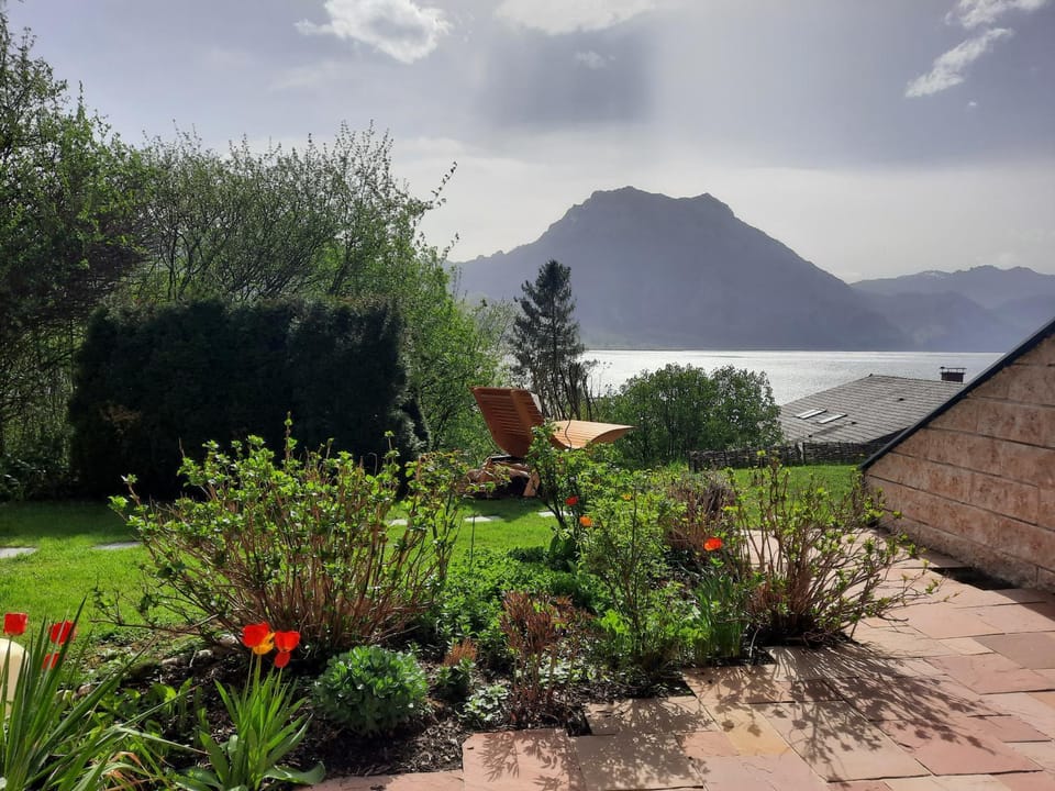 Garden view, Lake view, Mountain view