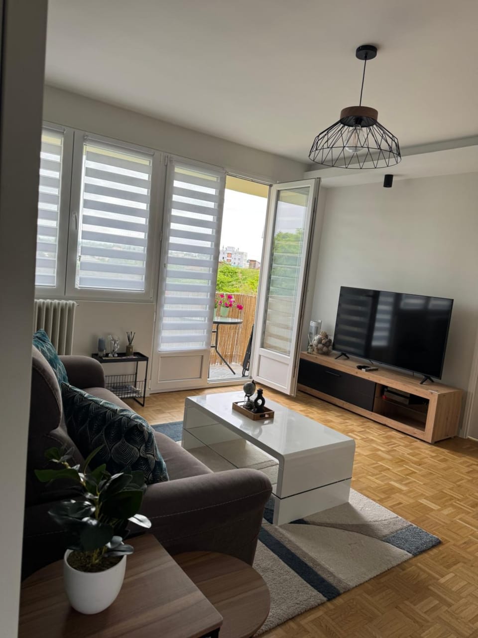 Appartement chaleureux et spacieux T3 Apartment in Limoges