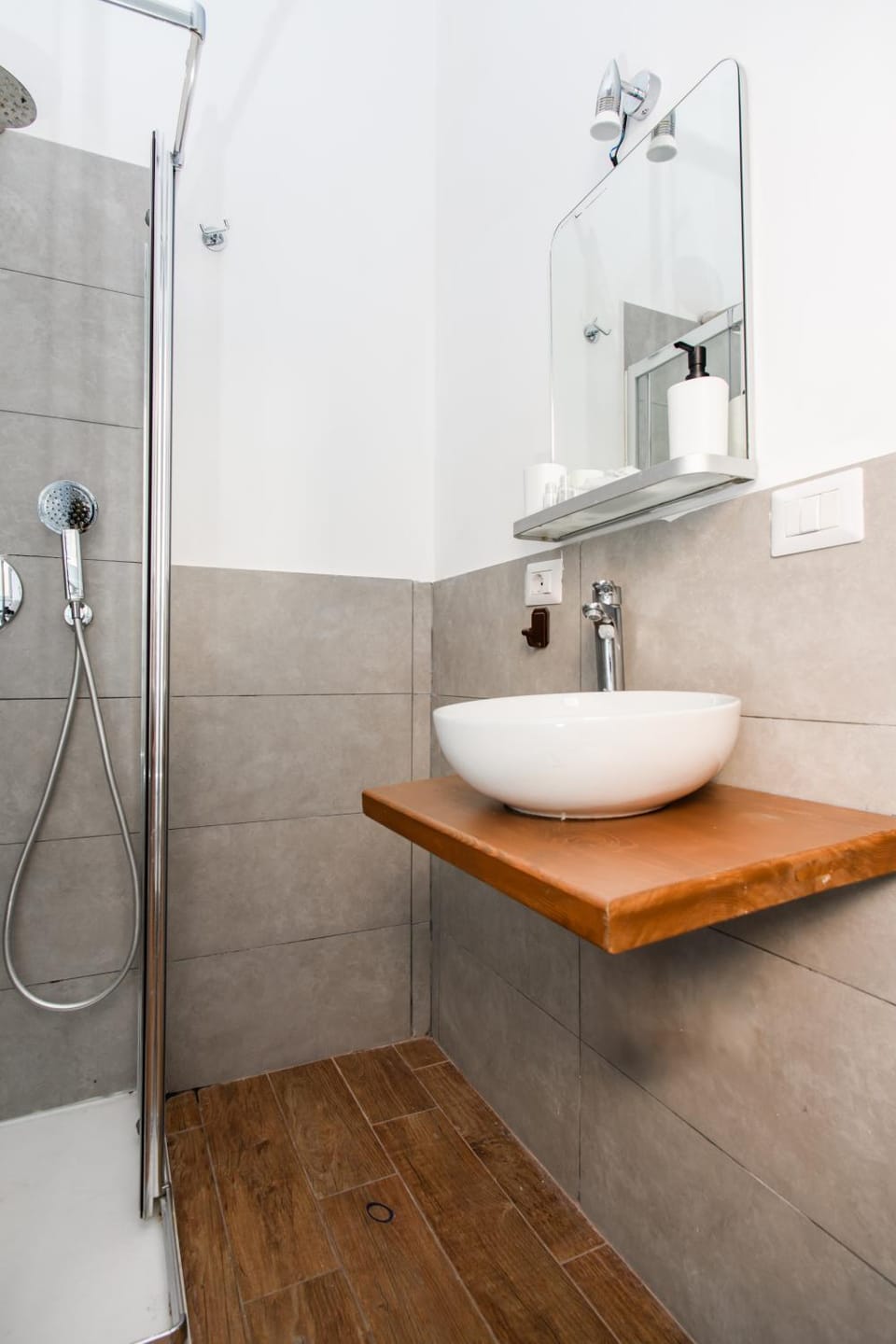 Shower, Bathroom