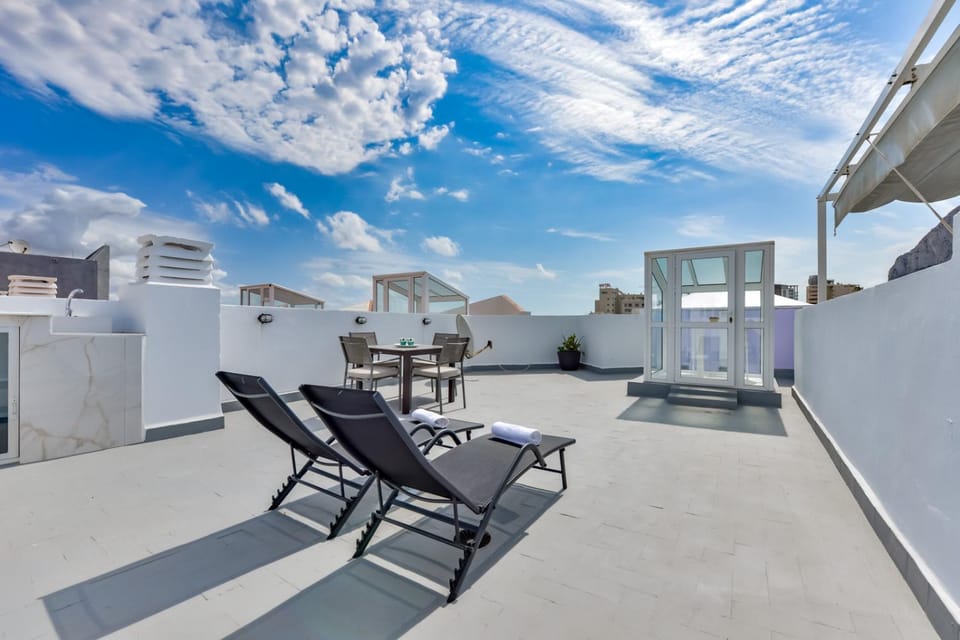 Balcony/Terrace, Dining area