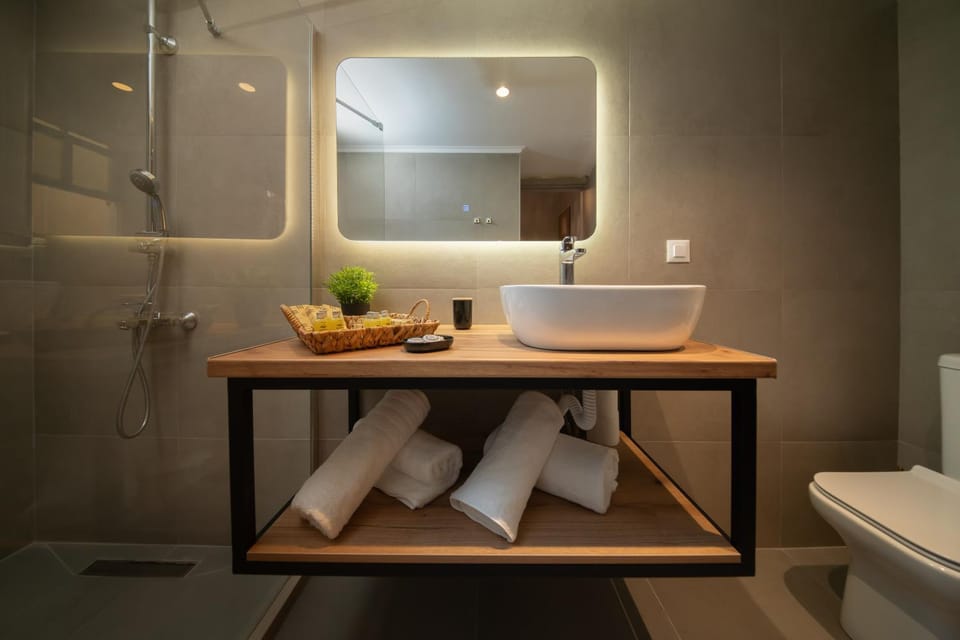 Bathroom, towels