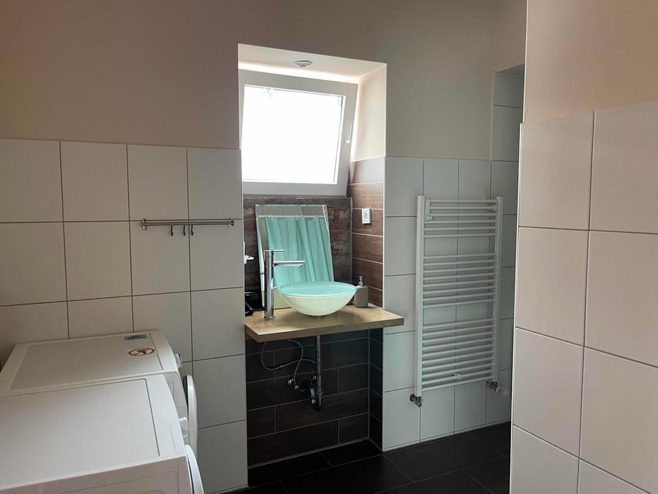 Gesamte stilvolle Unterkunft mit Terrasse Apartment in Bielefeld