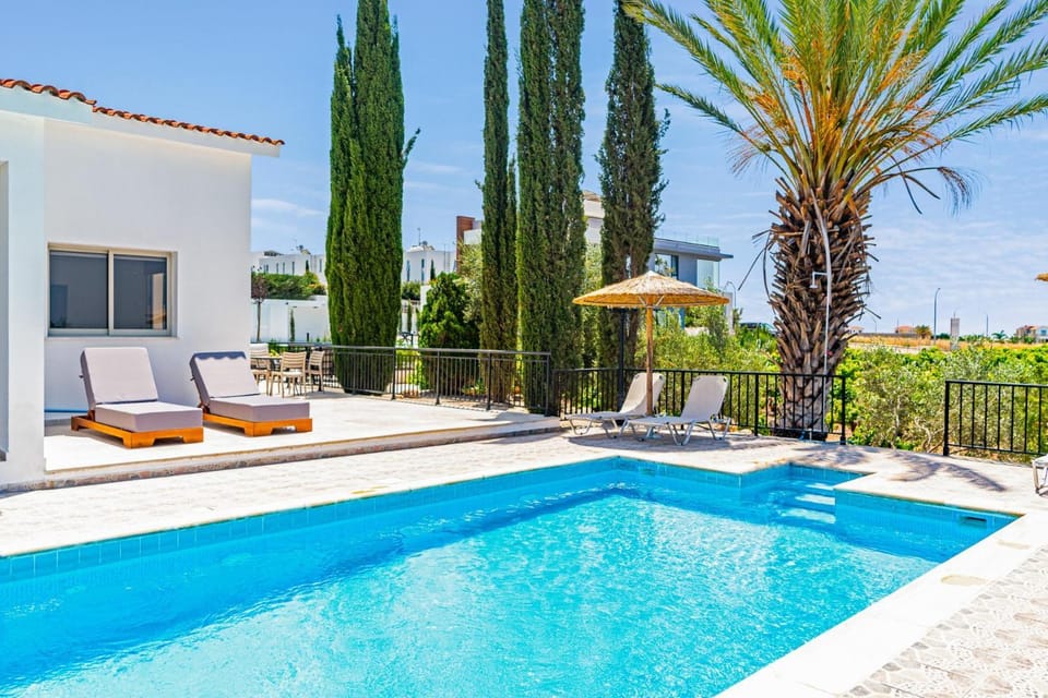 Villa Kathi by Ezoria Villas Villa in Peyia