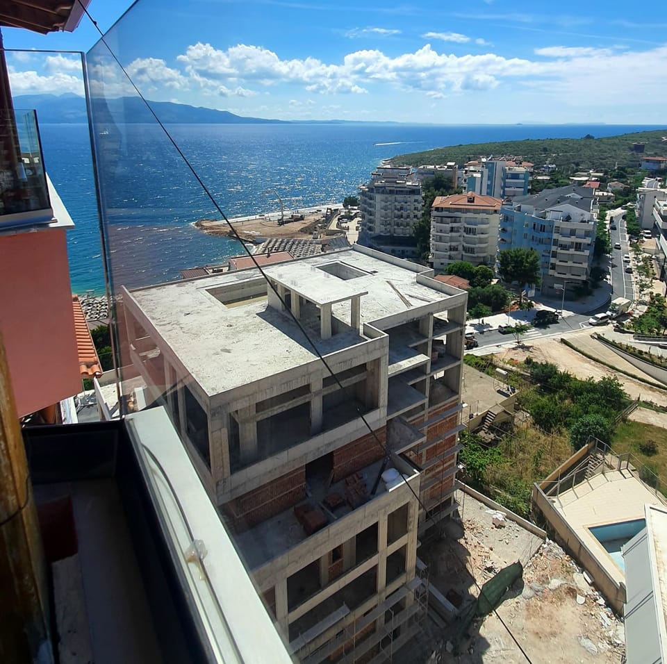 Property building, Day, Neighbourhood, Natural landscape, Bird's eye view, City view, Sea view, Street view