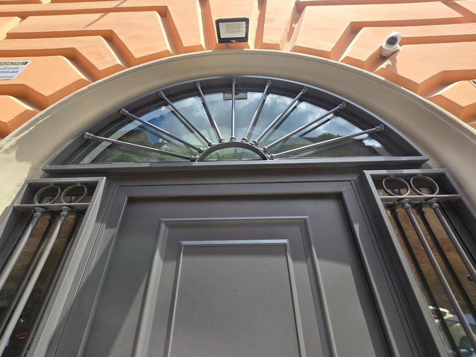 The Etrurian Rapsody House in Rome