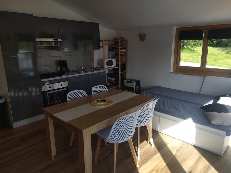 Un étang idéal pour la famille Chalet in Nouvelle-Aquitaine