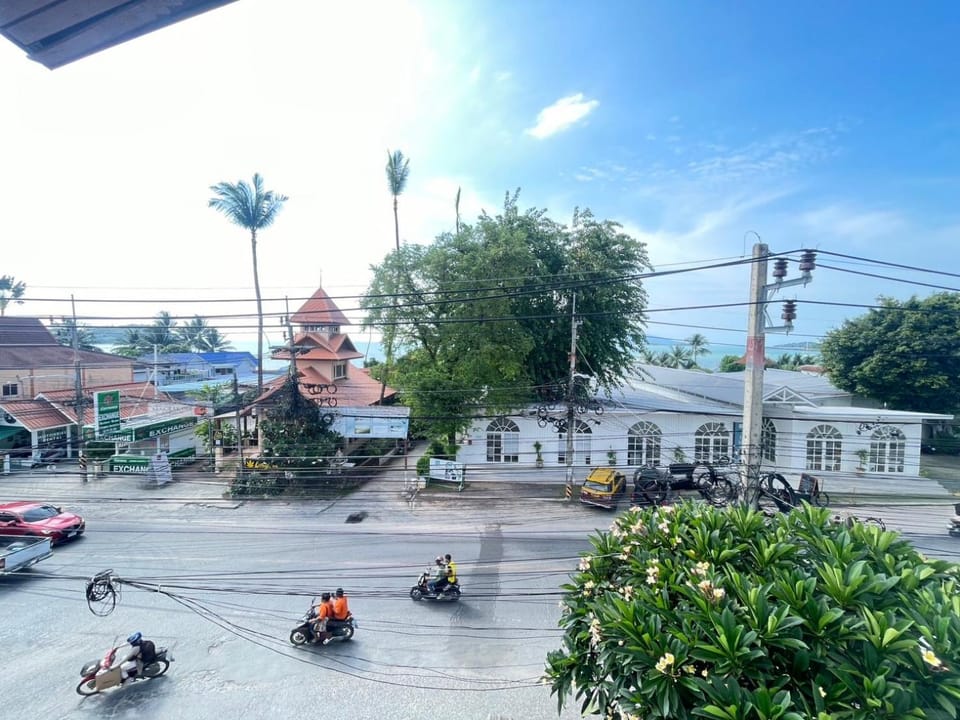 Day, Sea view, Location