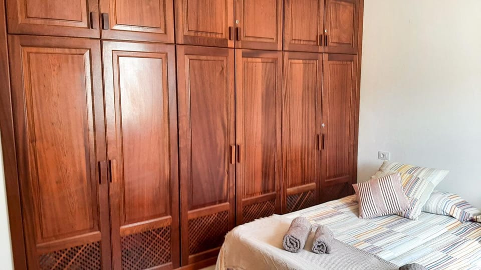 Bed, Bedroom, wardrobe
