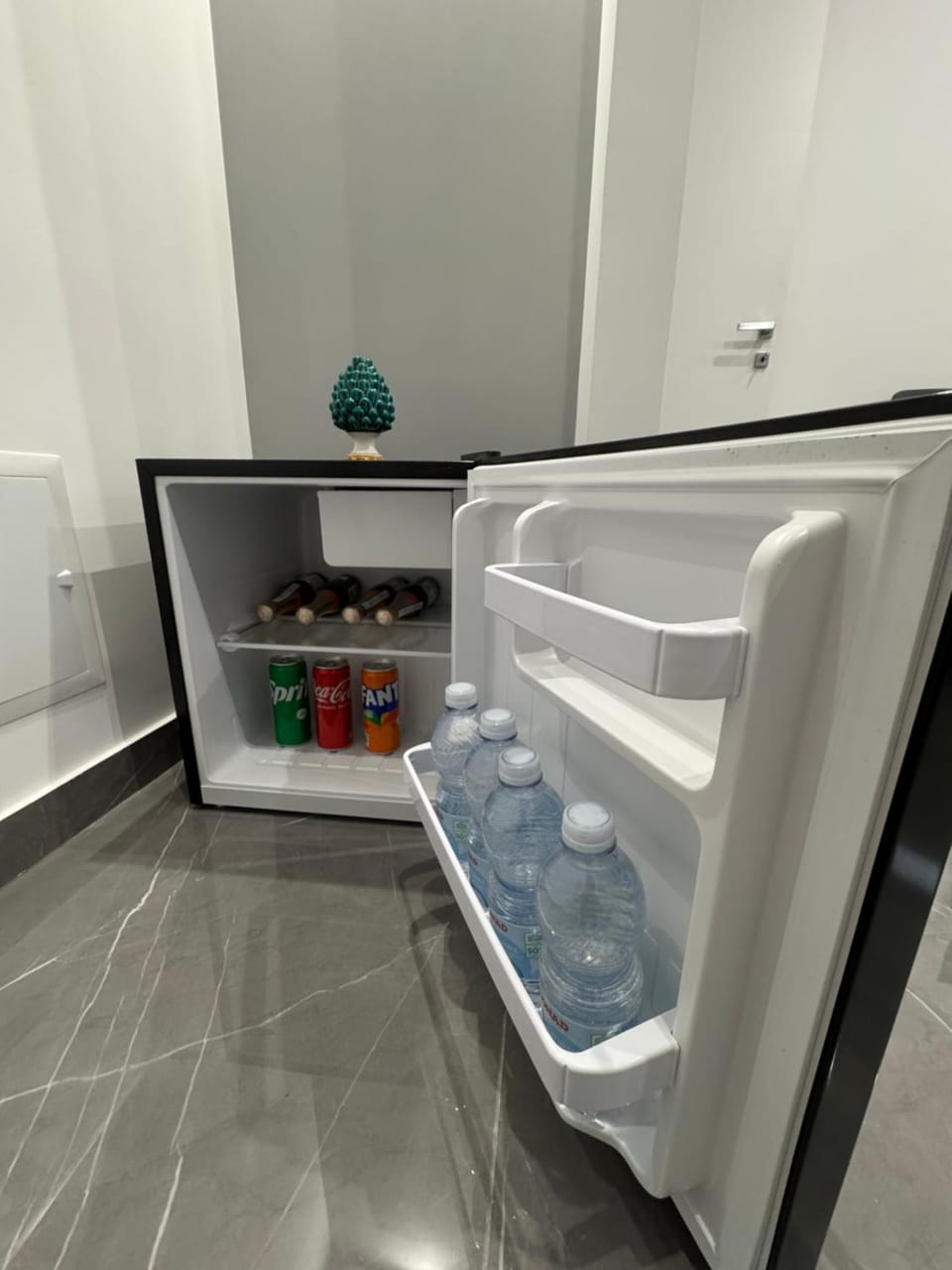 minibar