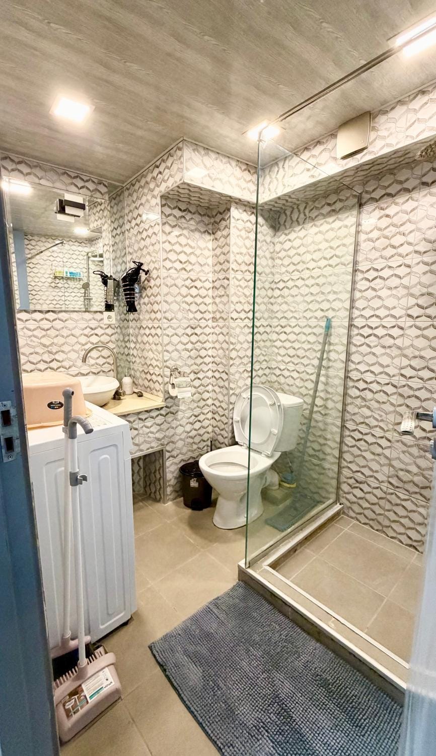 Toilet, Bathroom