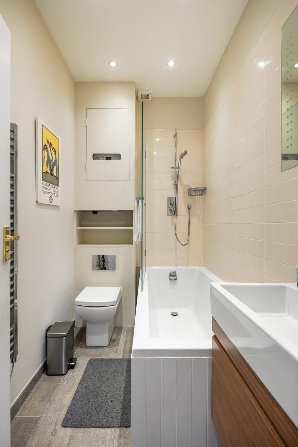 Bathroom, Bath, towels