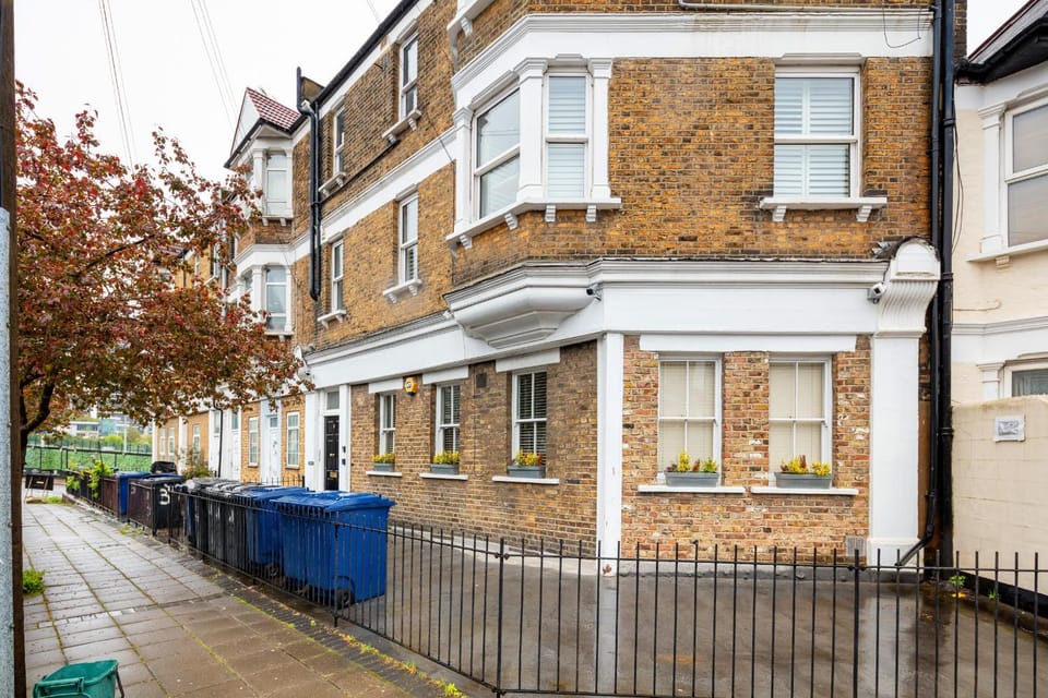 Property building, Neighbourhood, Street view