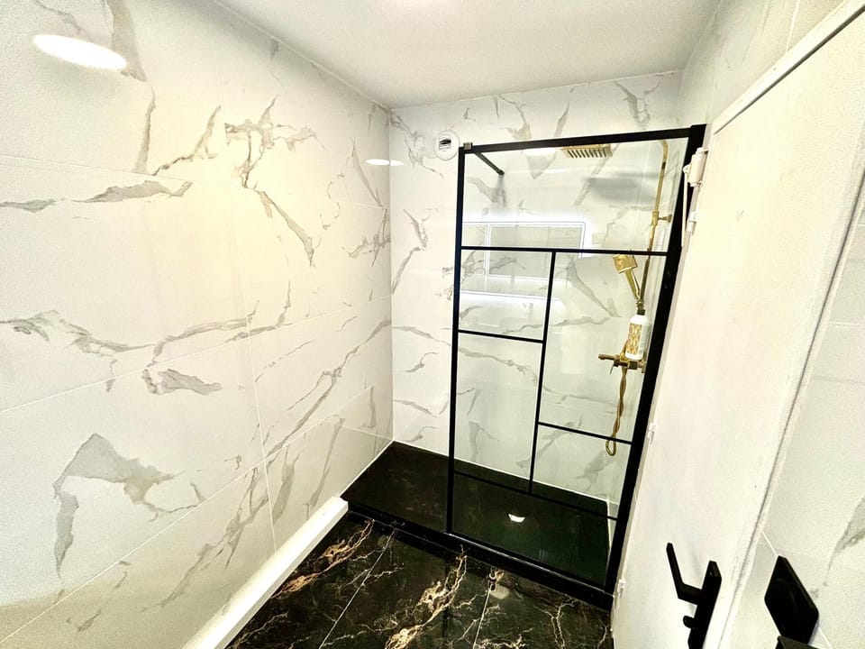 Lili Appart T4 Marseille Centre Apartment in Marseille