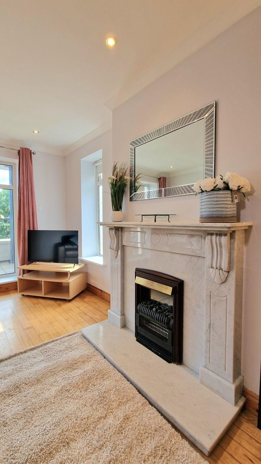3 Bedroom City Centre Property Apartment in Galway