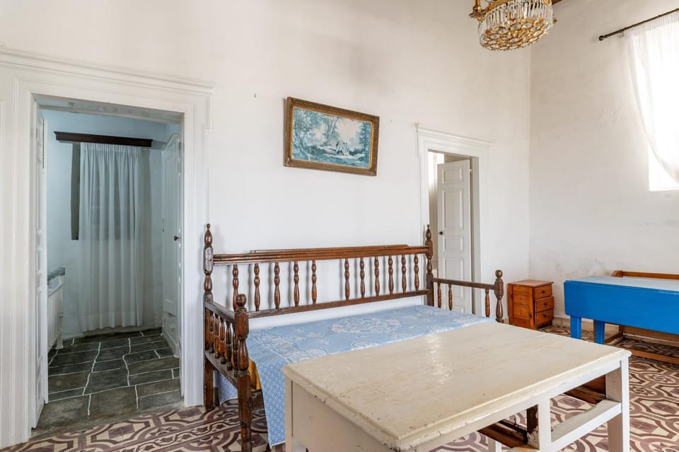 Property building, Living room, Bedroom