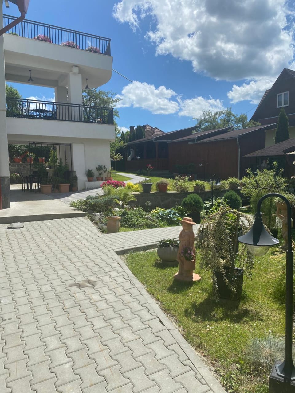 Property building, Garden
