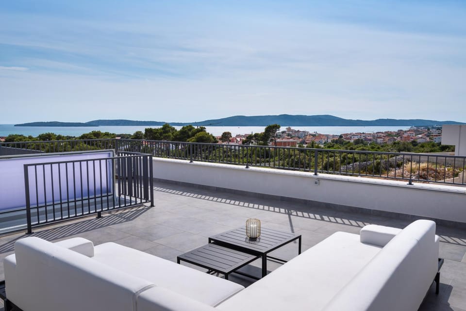 Balcony/Terrace, Balcony/Terrace, Sea view