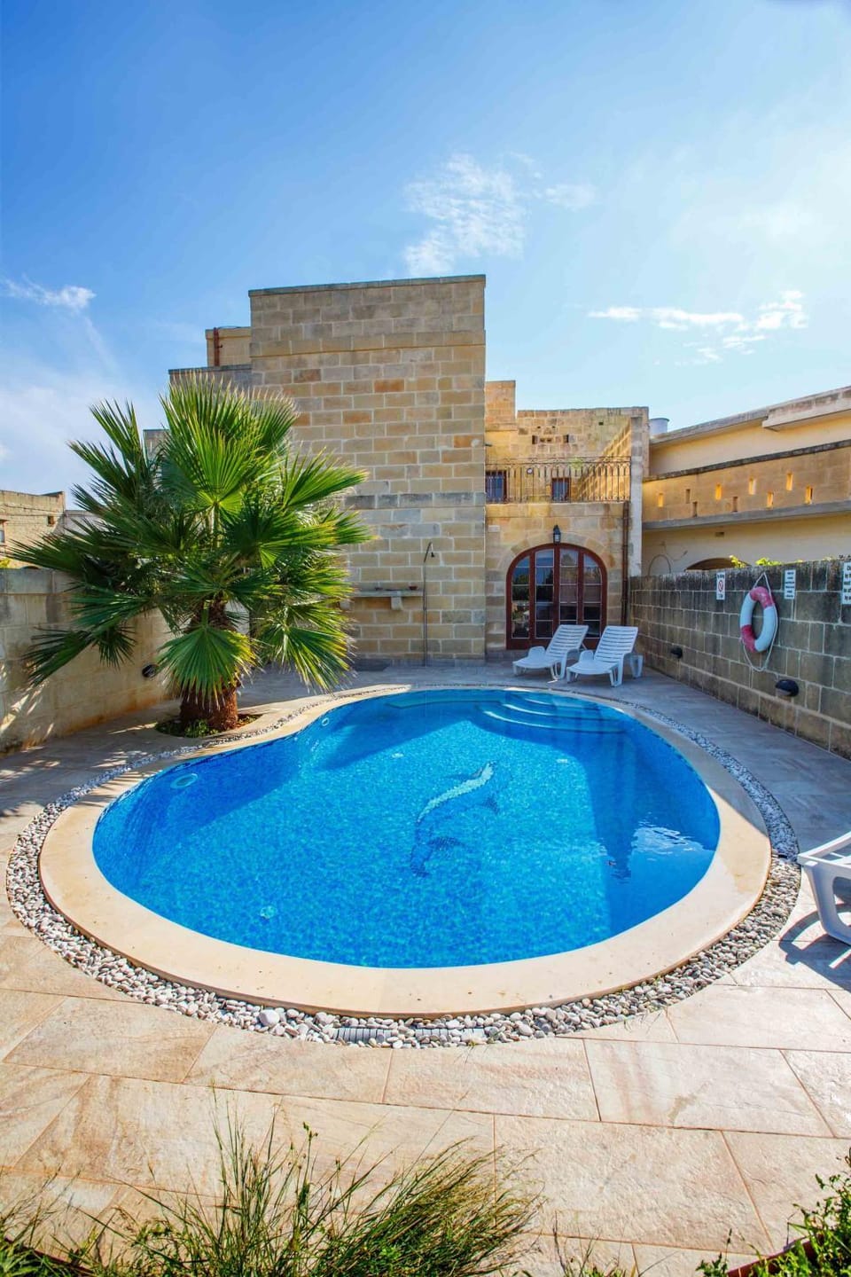 Veduta Farmhouse with Private Pool House in Malta