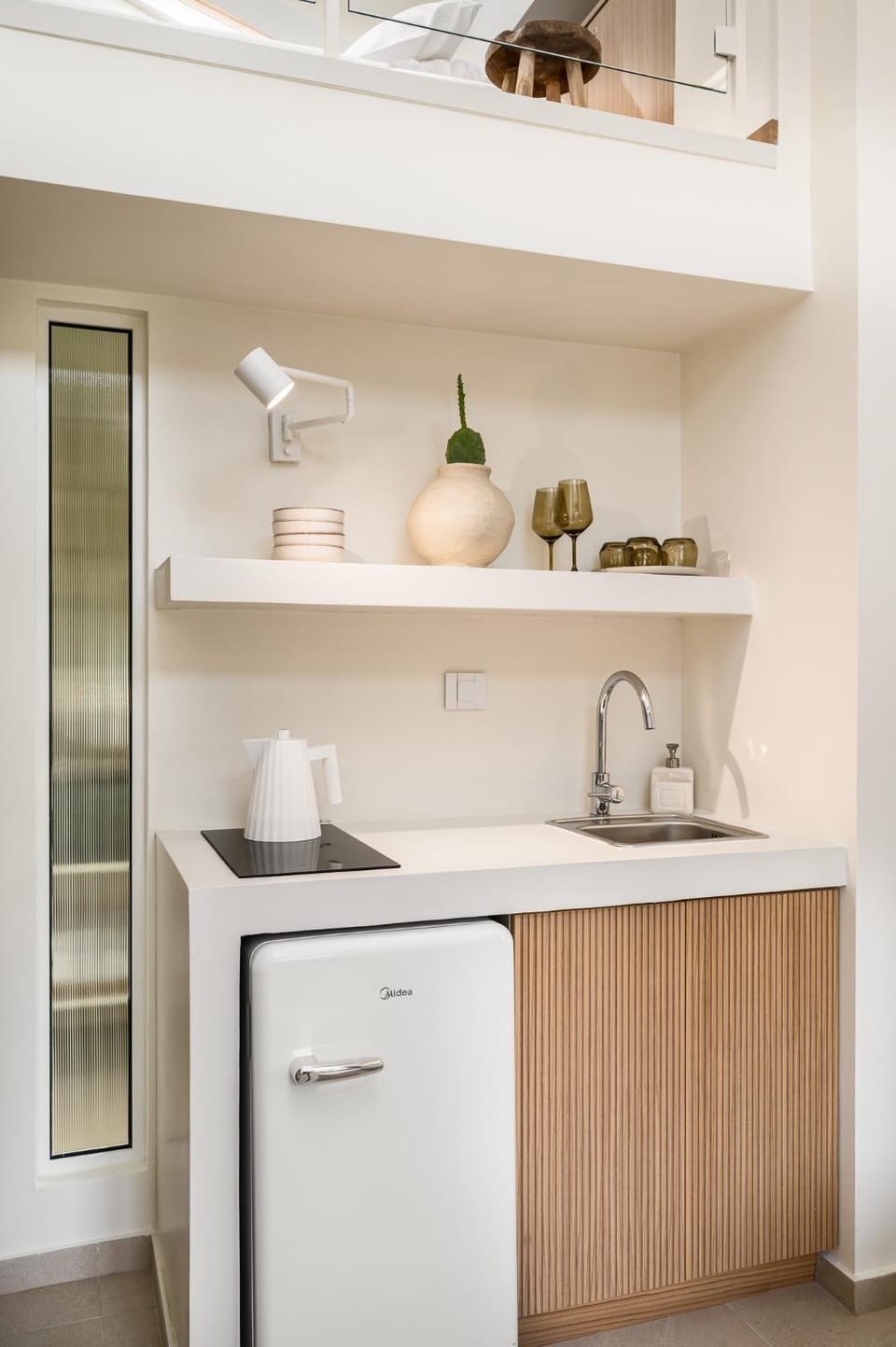Kitchen or kitchenette, kitchen