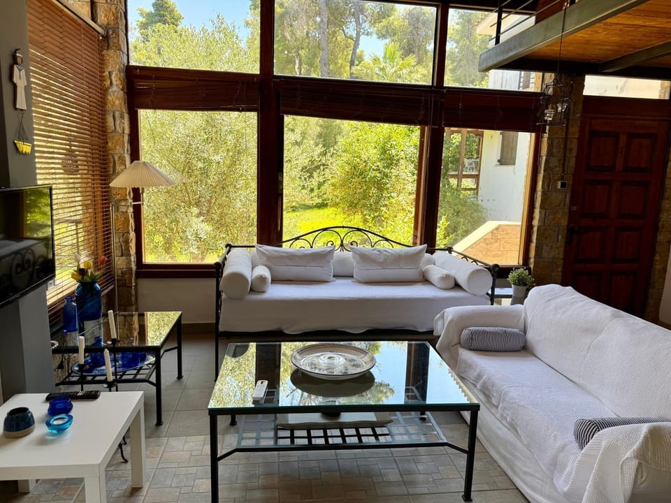 Sani Beach House 5 minute walk to the beach House in Halkidiki