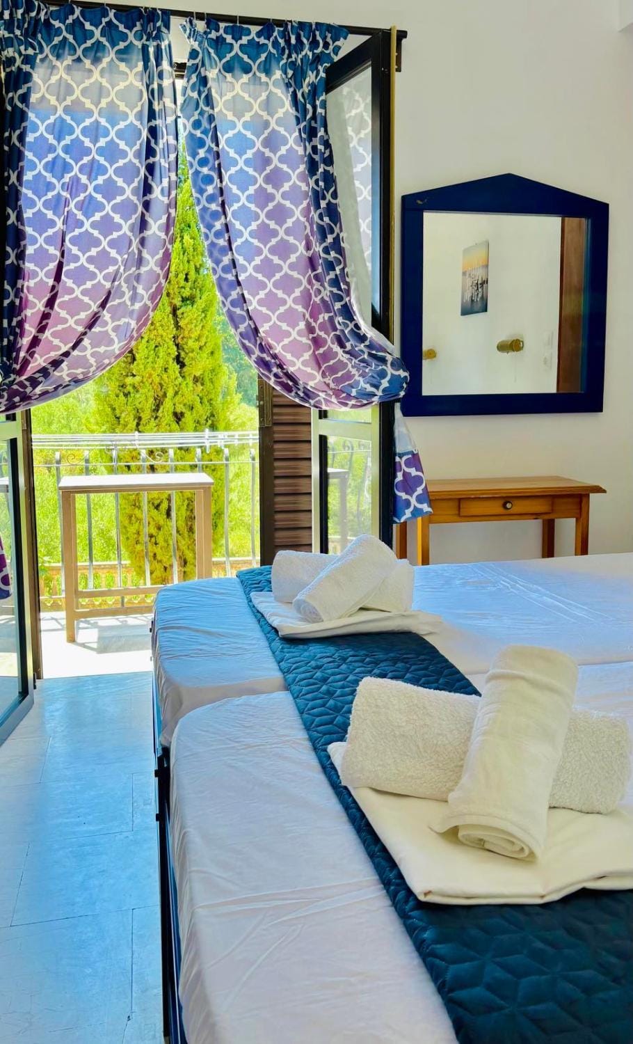 Bed, View (from property/room), Balcony/Terrace, Bedroom