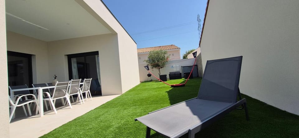 Villa REVA ,8 couchages, piscine entre terre et mer Villa in Nézignan-l'Évêque