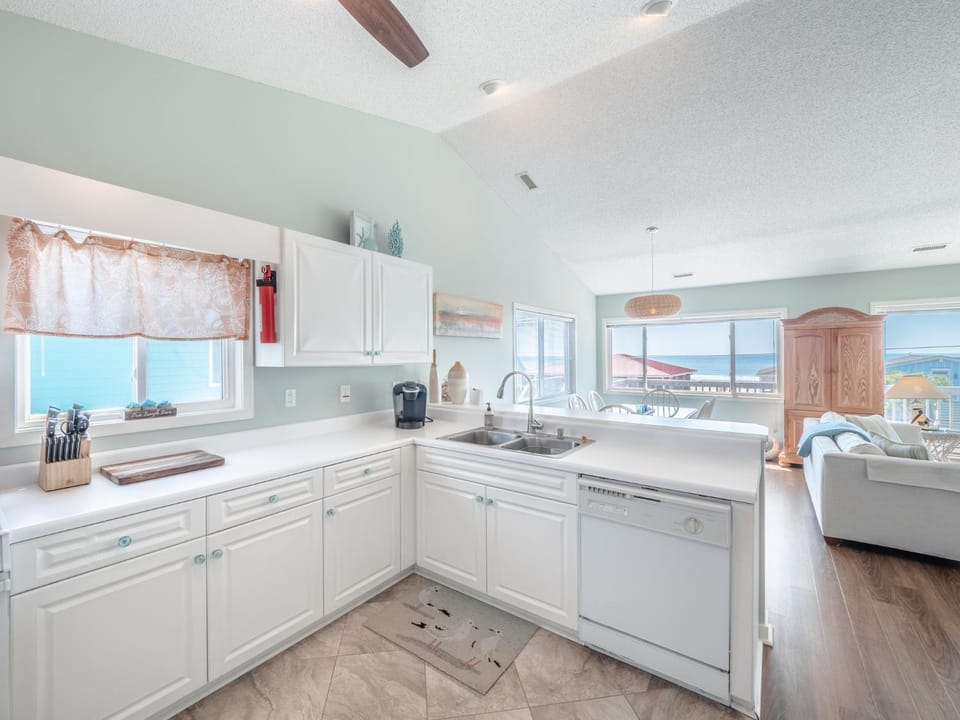 Blue Haven House in Surf City