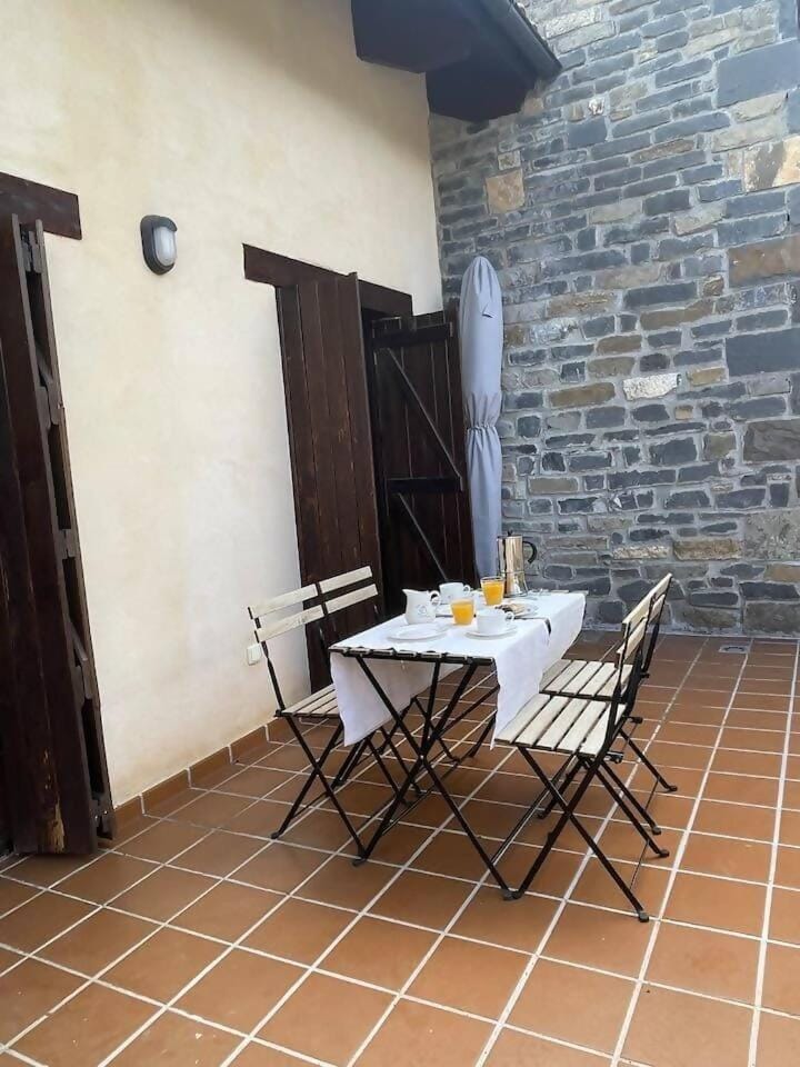 Coqueto dúplex - ORDESA l WIFI l VISTAS l GARAJE Apartment in Aragon