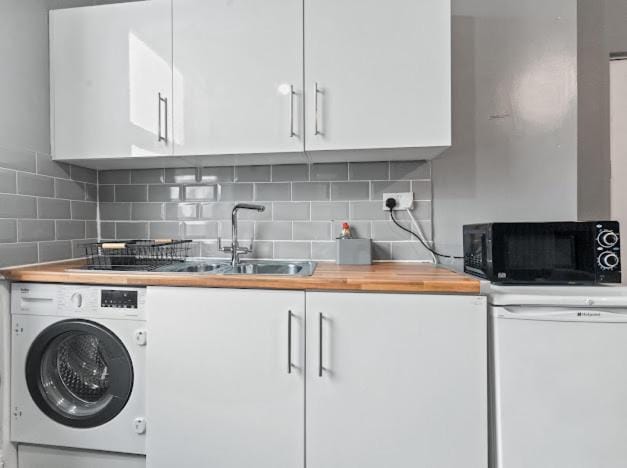 Edgbaston 2-Bed with Free Parking Apartment in Birmingham